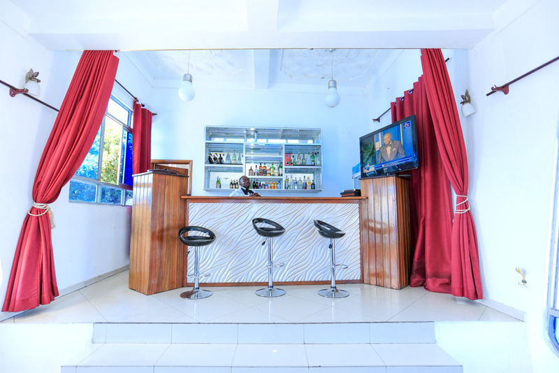 Cap Kivu Hotel Lotnisko Lotnisko Goma Zewnętrze zdjęcie